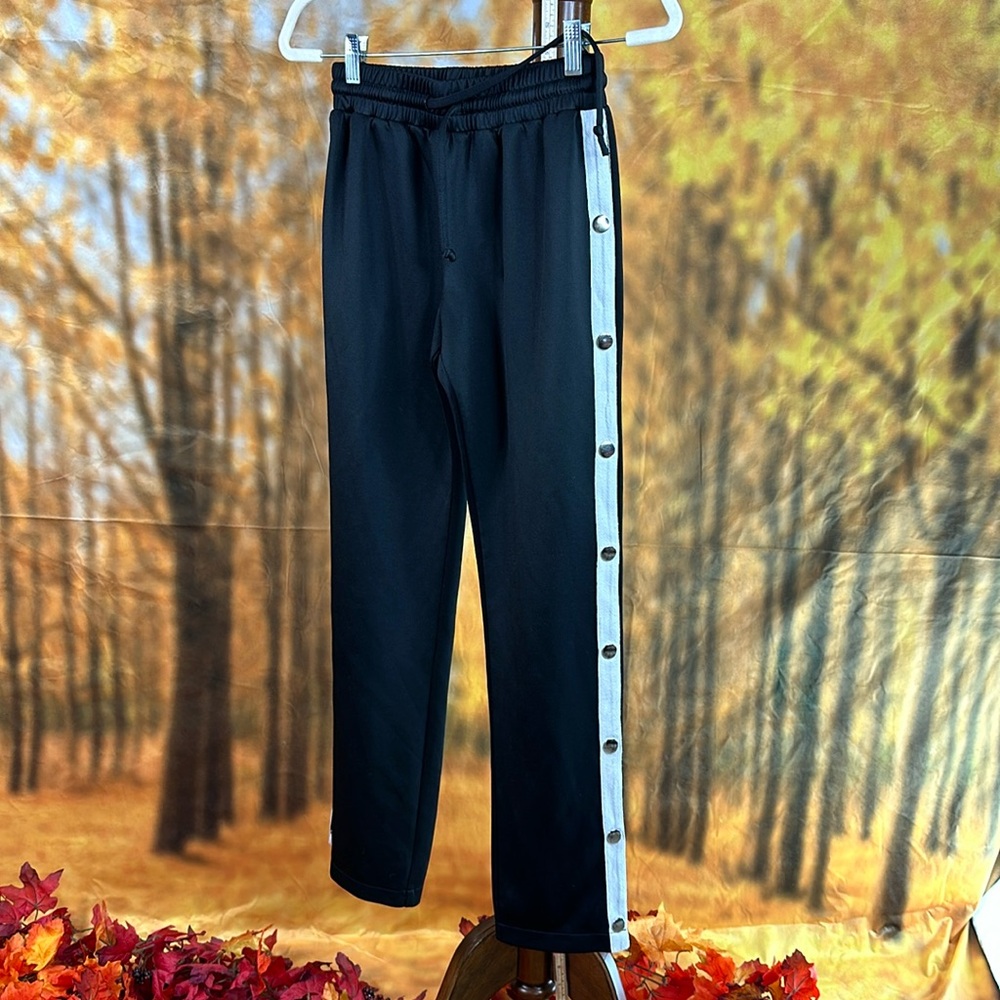 Black white side snap pants small